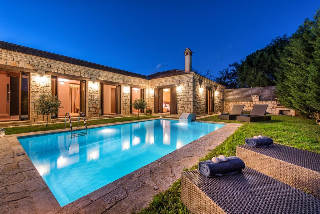 Astarte Villas - Kyveli Luxurious Private Villa Gaitani Værelse billede