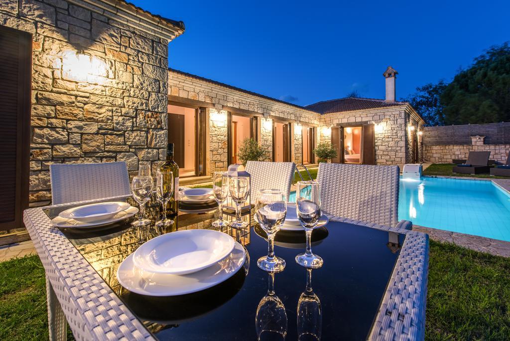 Astarte Villas - Kyveli Luxurious Private Villa Gaitani Værelse billede